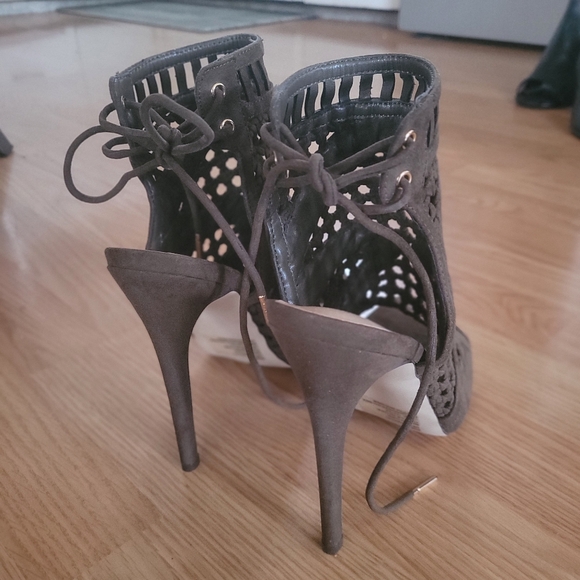 NWOT 🌟HOST PICK🌟 Robyn Crochet Shootie Stiletto High Heels - Picture 6 of 13